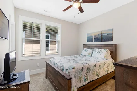 135 Sea Grove Lane Beaufort NC 28516
