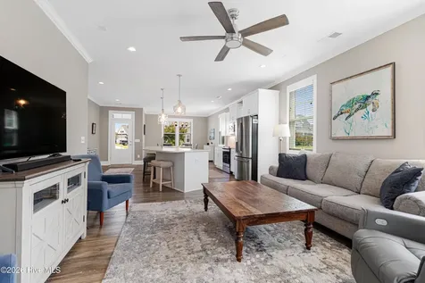 135 Sea Grove Lane Beaufort NC 28516