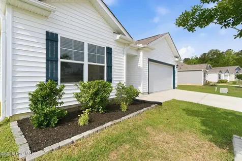 784 Buckeye Road NE Leland NC 28451