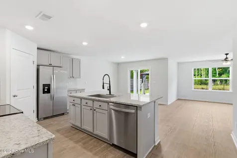 784 Buckeye Road NE Leland NC 28451