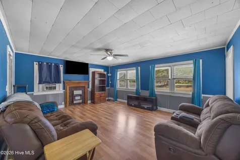 4201 Needmore Road Turkey NC 28393