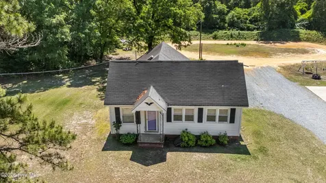 4201 Needmore Road Turkey NC 28393