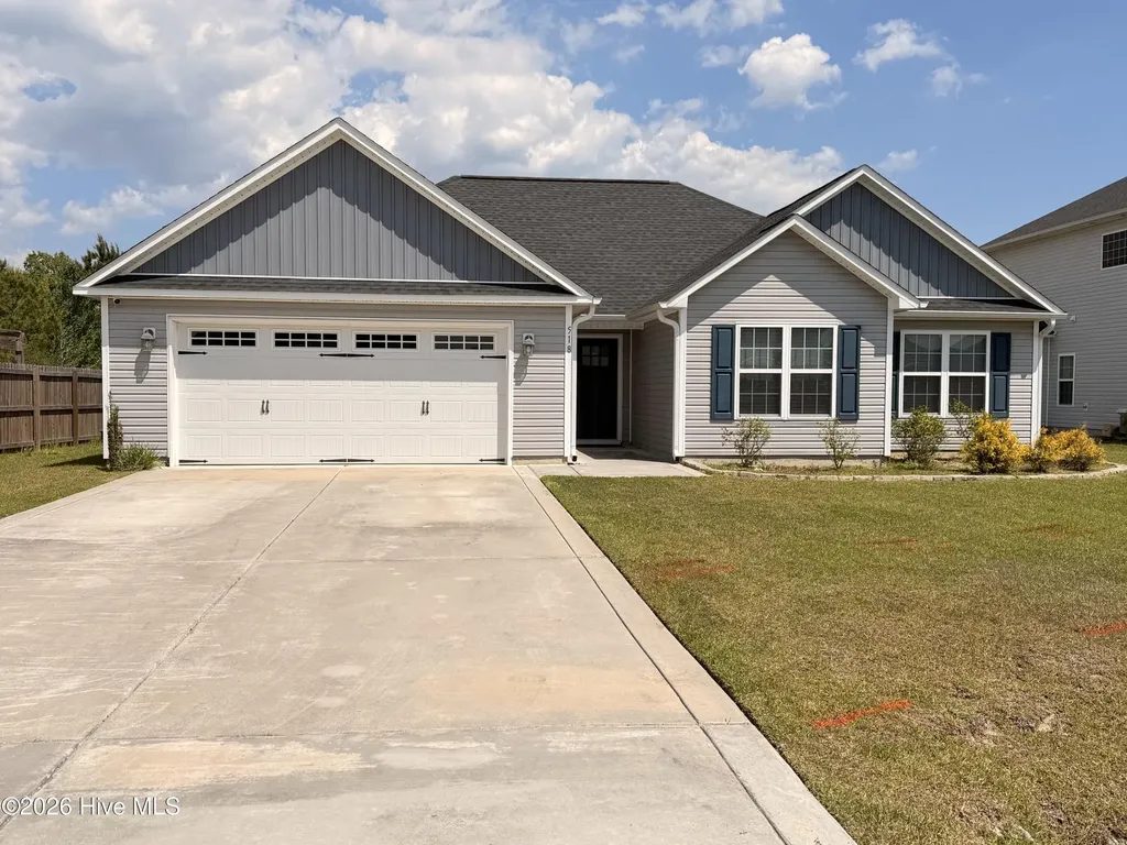 518 Black Pearl Circle Jacksonville NC 28546