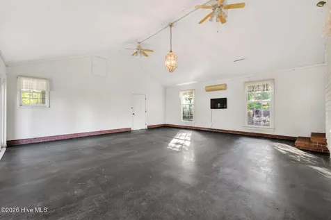 207 W 3rd Street Princeton NC 27569
