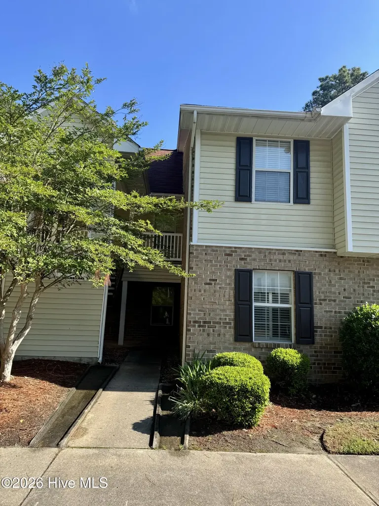 2806 Mulberry Lane Greenville NC 27858