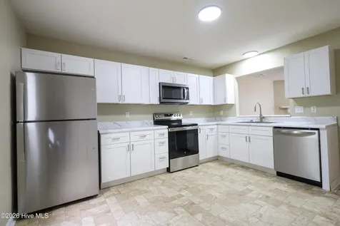 2033 Brandymill Lane Jacksonville NC 28546
