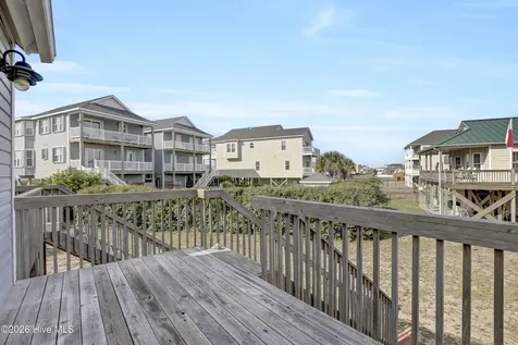 9003-9005 E 9th Street Surf City NC 28445