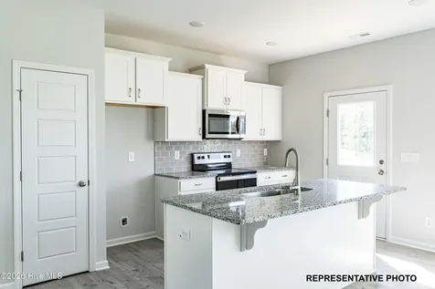 28 W Coulter Court Selma NC 27576
