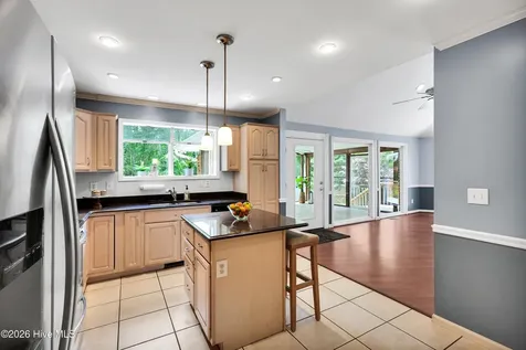 7004 Poplar Knoll Court Wilmington NC 28409