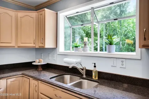 7004 Poplar Knoll Court Wilmington NC 28409