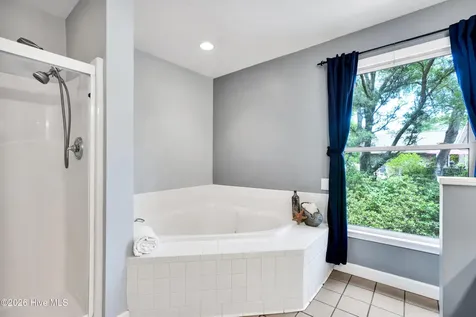7004 Poplar Knoll Court Wilmington NC 28409