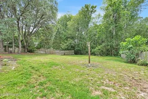 7004 Poplar Knoll Court Wilmington NC 28409