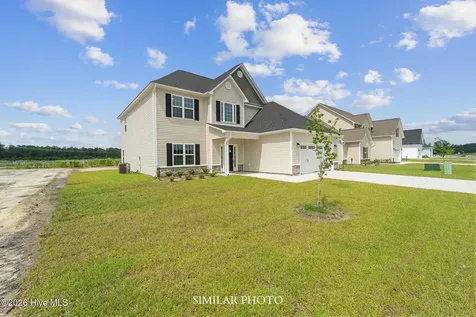 98 Twisted Vine Boulevard Jacksonville NC 28546