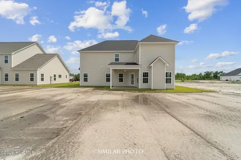 98 Twisted Vine Boulevard Jacksonville NC 28546