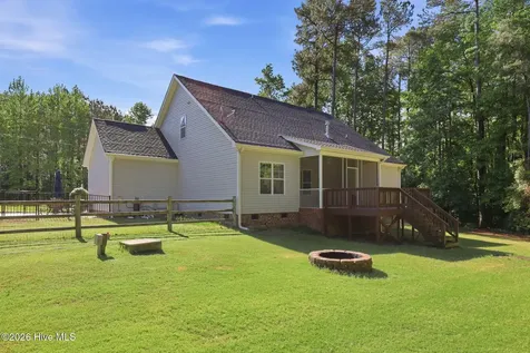 225 Dicks Hill Road Carthage NC 28327