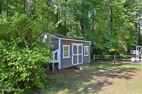 225 Dicks Hill Road Carthage NC 28327