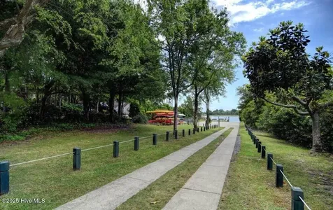 8825 Sawmill Creek Lane Wilmington NC 28411