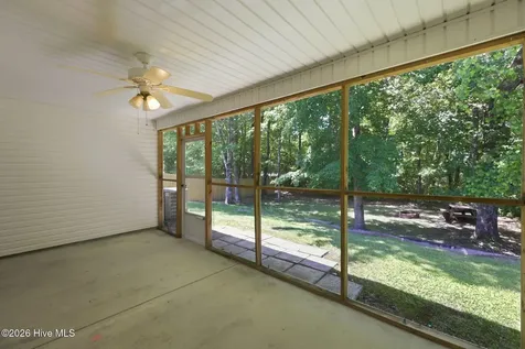 3907 Elizabeth Avenue New Bern NC 28562