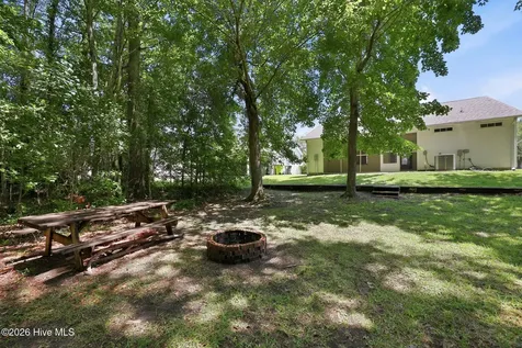 3907 Elizabeth Avenue New Bern NC 28562