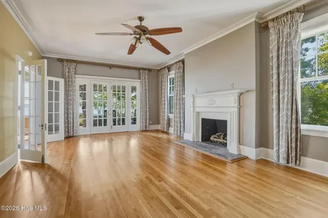 411 E Front Street New Bern NC 28560