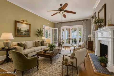 411 E Front Street New Bern NC 28560