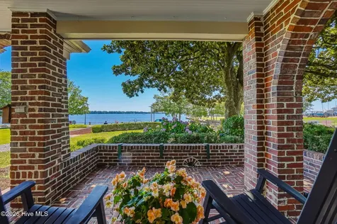 411 E Front Street New Bern NC 28560