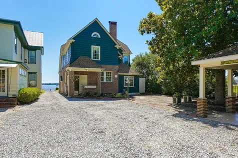 411 E Front Street New Bern NC 28560