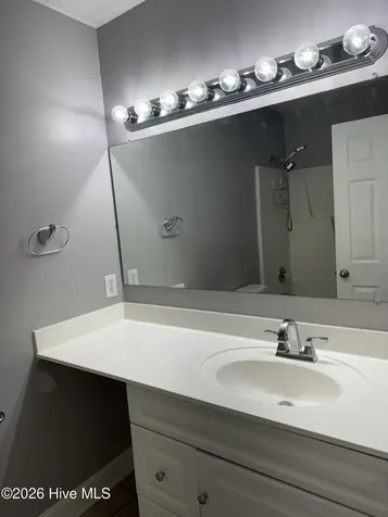 114 Charlton Road Hubert NC 28539