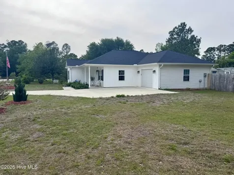 12321 Mallard Creek Drive Laurinburg NC 28352