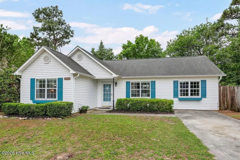 813 Autumn Leaves Court Wilmington NC 28411