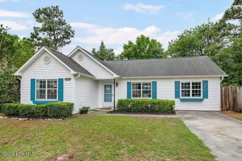 813 Autumn Leaves Court Wilmington NC 28411