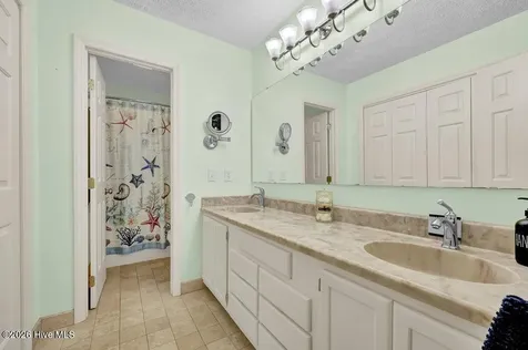 813 Autumn Leaves Court Wilmington NC 28411