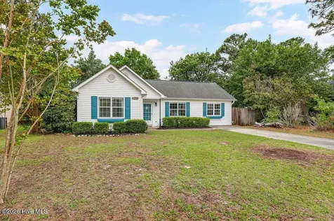 813 Autumn Leaves Court Wilmington NC 28411