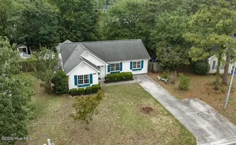 813 Autumn Leaves Court Wilmington NC 28411
