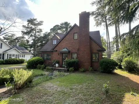 906 Carey Road Kinston NC 28501
