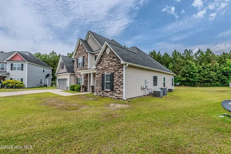 206 Hemming Way Jacksonville NC 28546