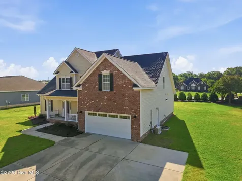 4009 Stillwood Drive Winterville NC 28590