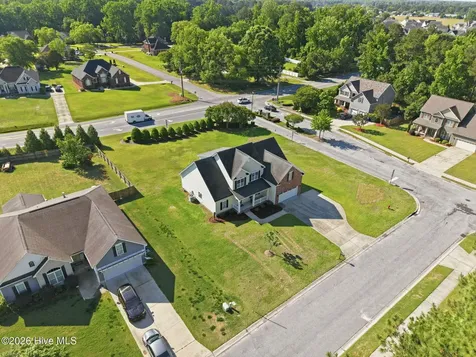 4009 Stillwood Drive Winterville NC 28590