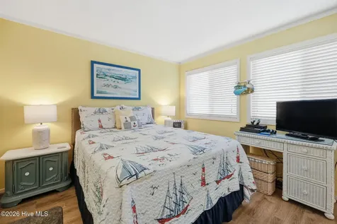 650 Salter Path Road Pine Knoll Shores NC 28512