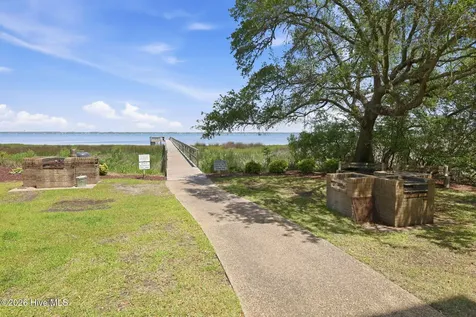 650 Salter Path Road Pine Knoll Shores NC 28512