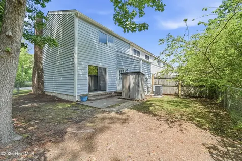 200 Myrtlewood Circle Jacksonville NC 28546