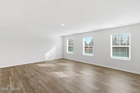 2102 Caracara Drive New Bern NC 28560