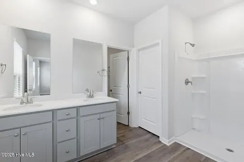 2102 Caracara Drive New Bern NC 28560