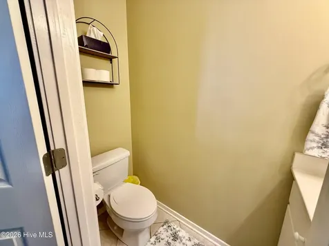 2807 Arendell Street Morehead City NC 28557