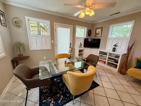 2807 Arendell Street Morehead City NC 28557