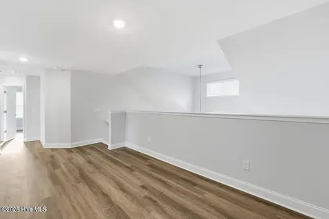903 Red Sail Road New Bern NC 28560