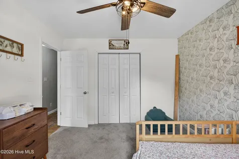 104 Pine Needle Drive Hubert NC 28539