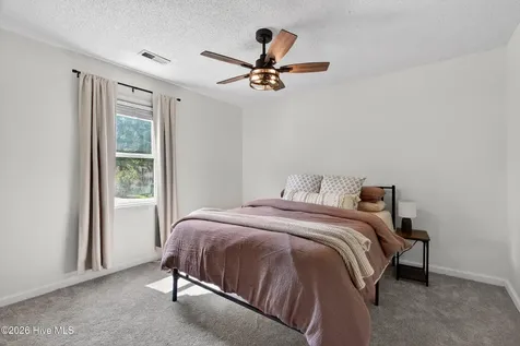 104 Pine Needle Drive Hubert NC 28539