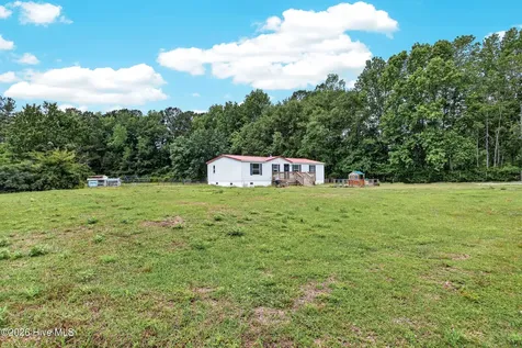 6954 Maple Road NW Ash NC 28420