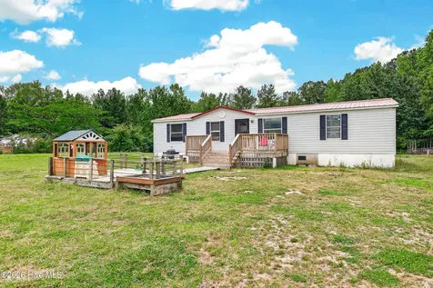 6954 Maple Road NW Ash NC 28420
